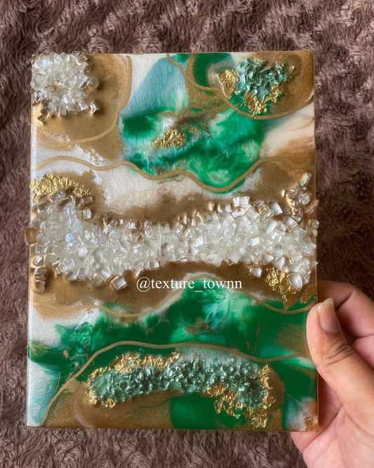 Handcrafted Resin Geode Wall Art – Luxurious Home Décor