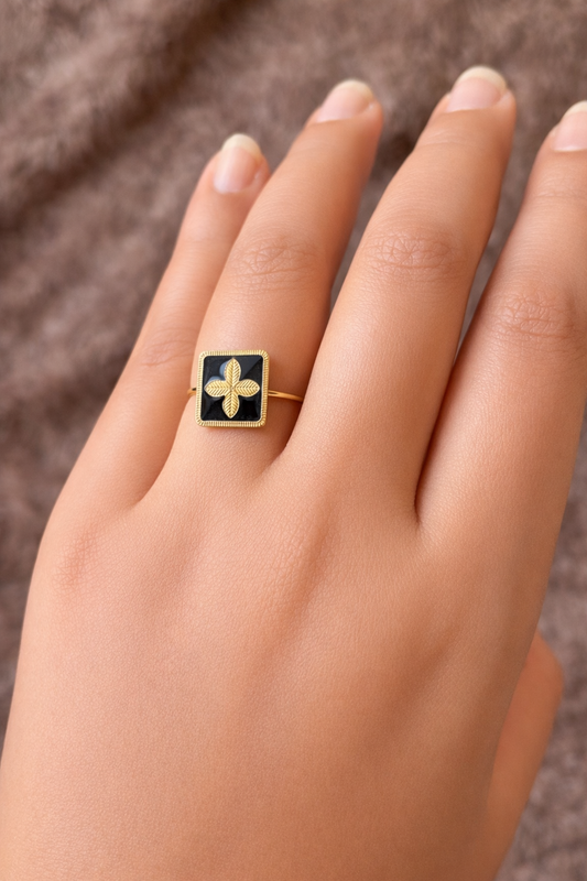 Elegant Gold Clover Statement Ring