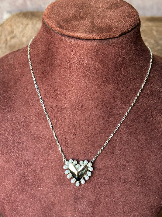 Pearl Heart Pendant Necklace