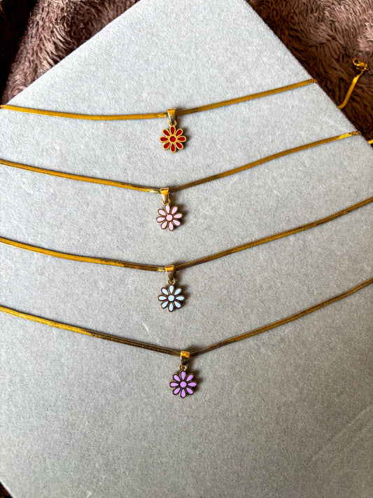 Daisy Floral Necklace