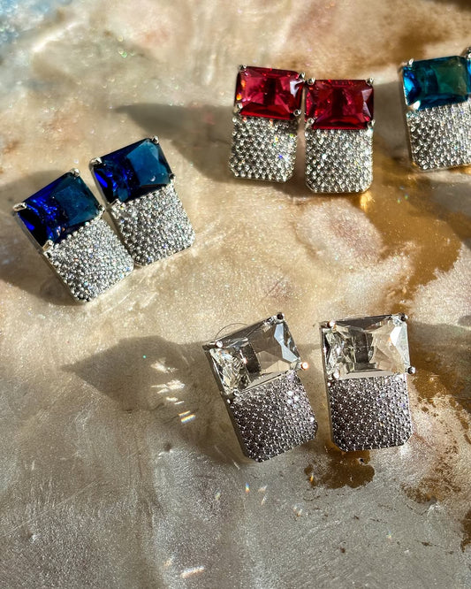 AD Tiya Studs