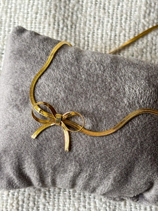 Anti-Tarnish Bow Necklace