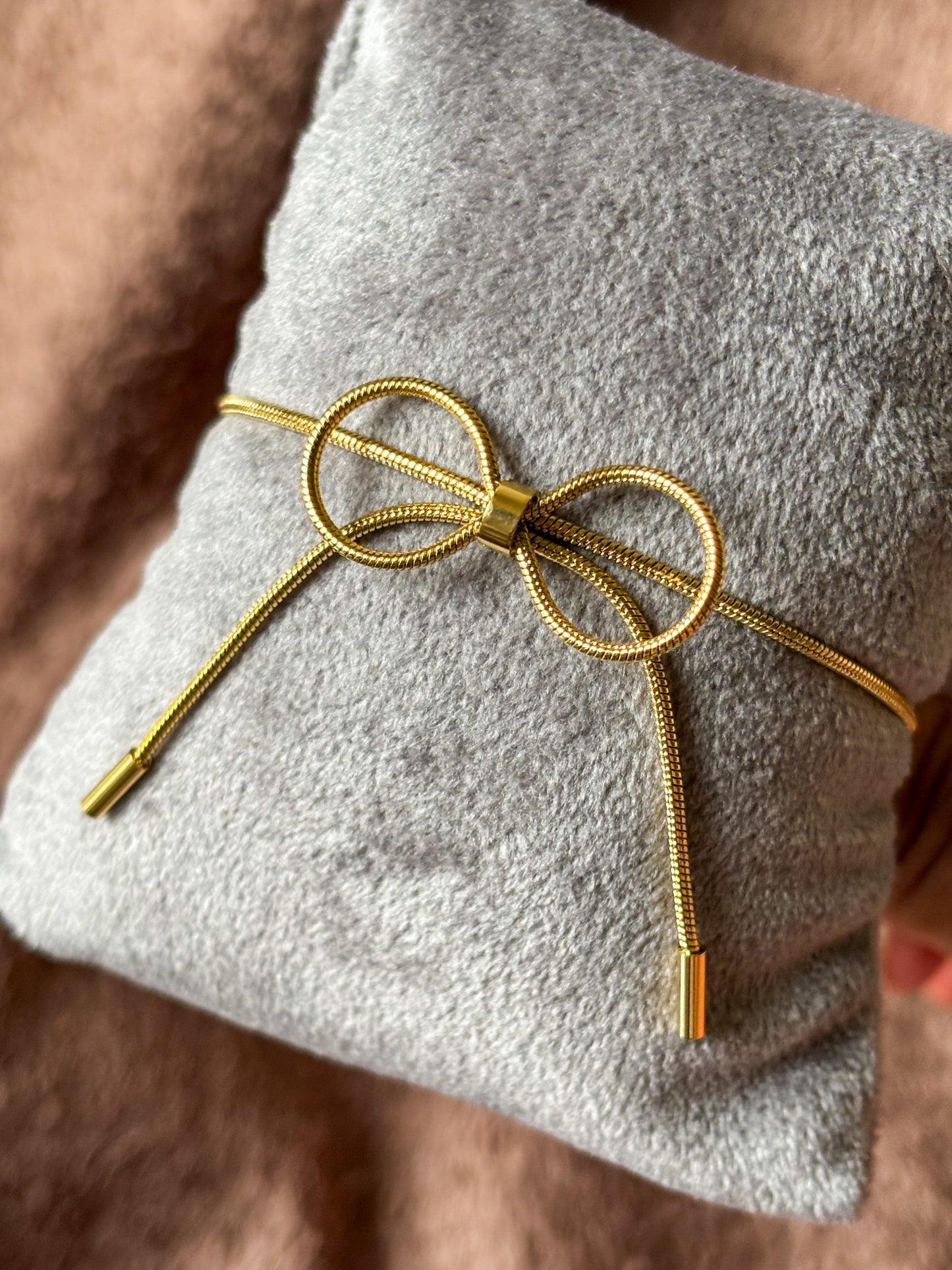 Elegant Bow Anti-Tarnish Bracelet