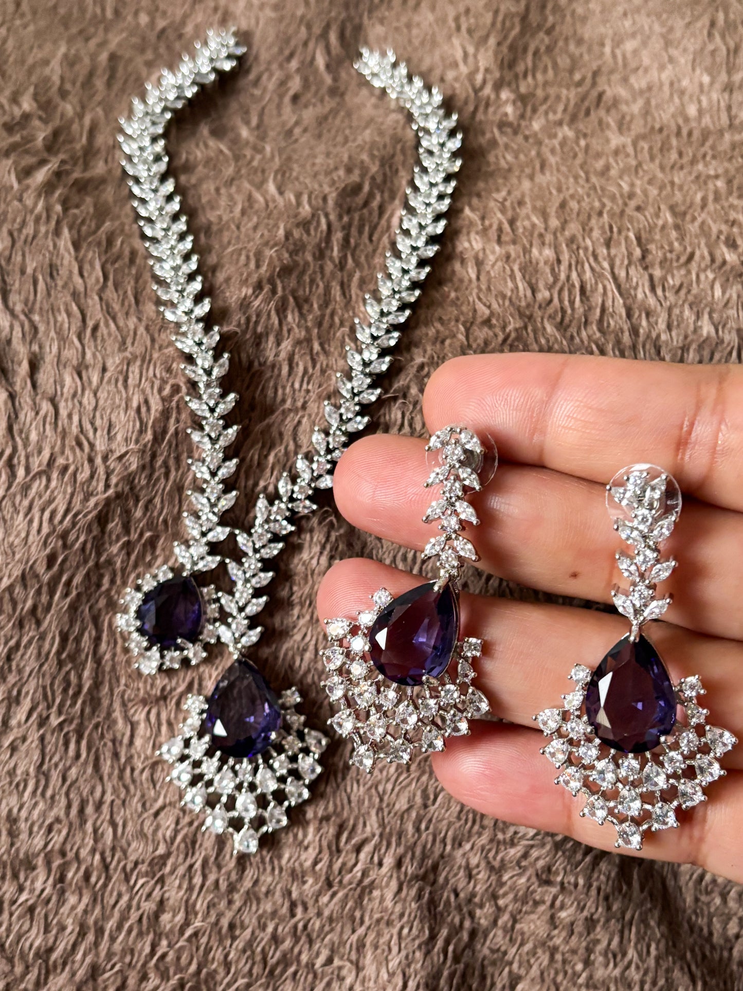 Maya AD Statement Necklace Set