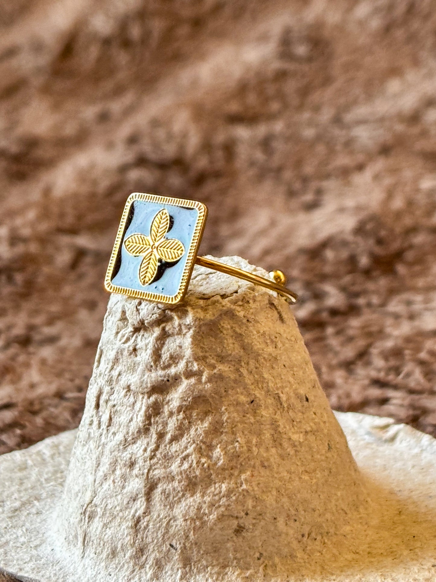 Elegant Gold Clover Statement Ring