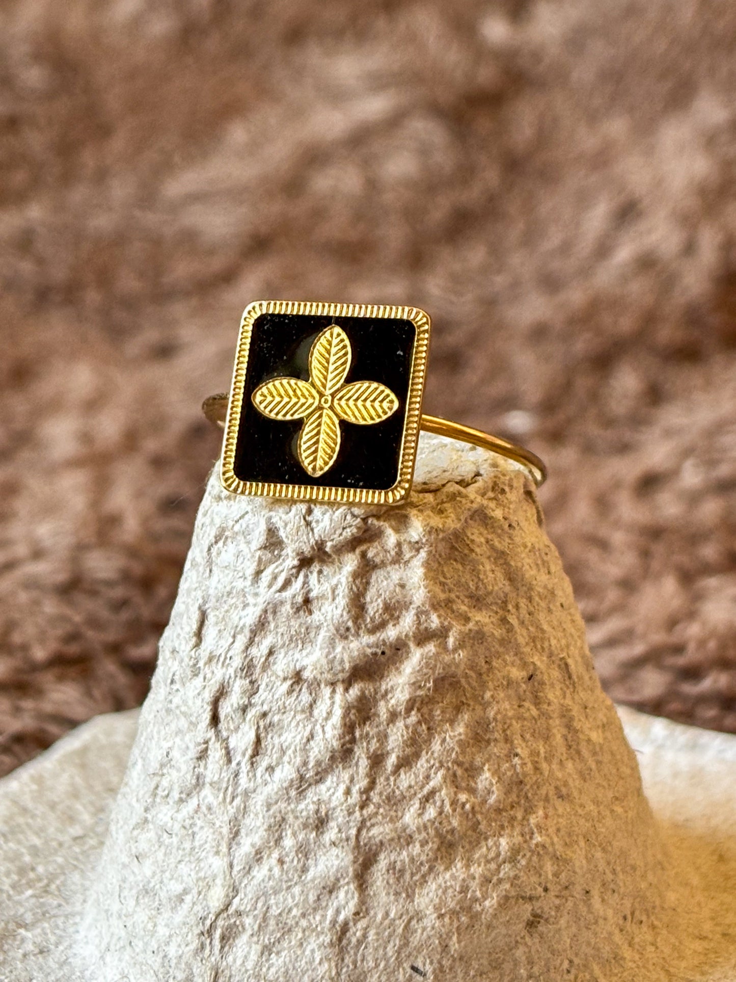 Elegant Gold Clover Statement Ring