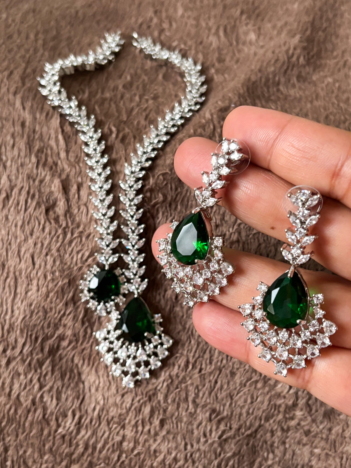 Maya AD Statement Necklace Set