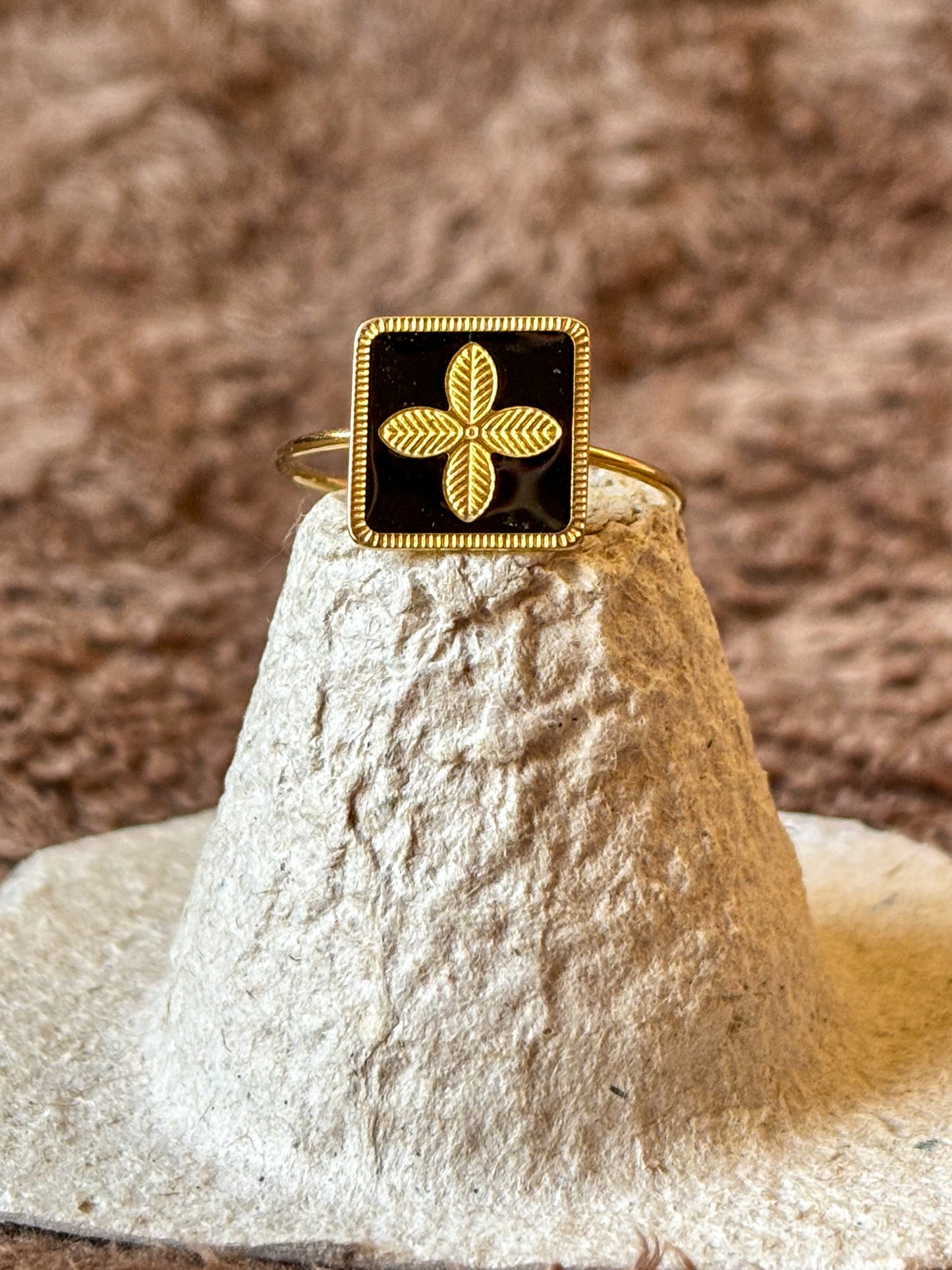 Elegant Gold Clover Statement Ring