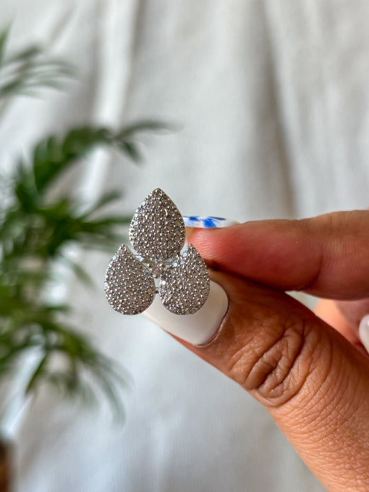 Leaf Motif AD Ring