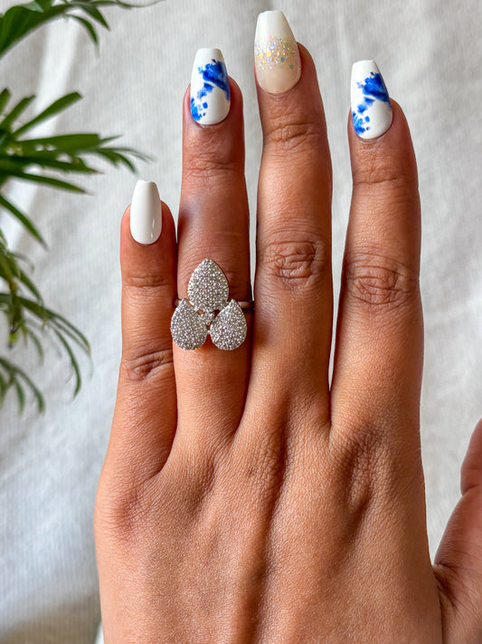 Leaf Motif AD Ring