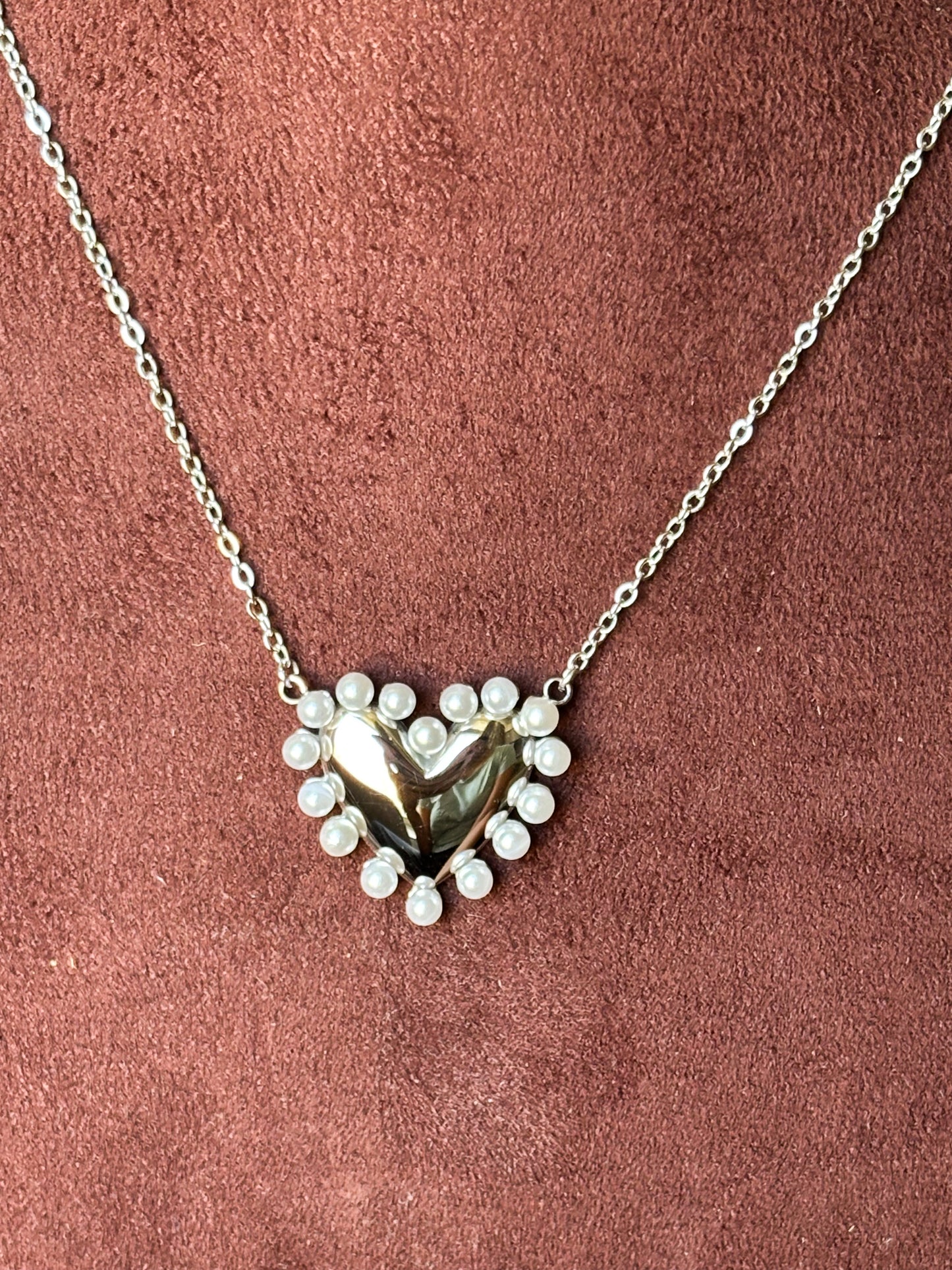 Pearl Heart Pendant Necklace